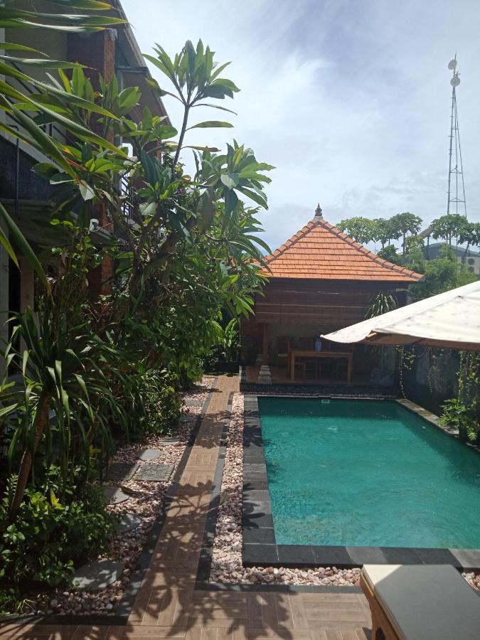 D'Puja Home Stay And Spa Nusa Dua  Exterior foto